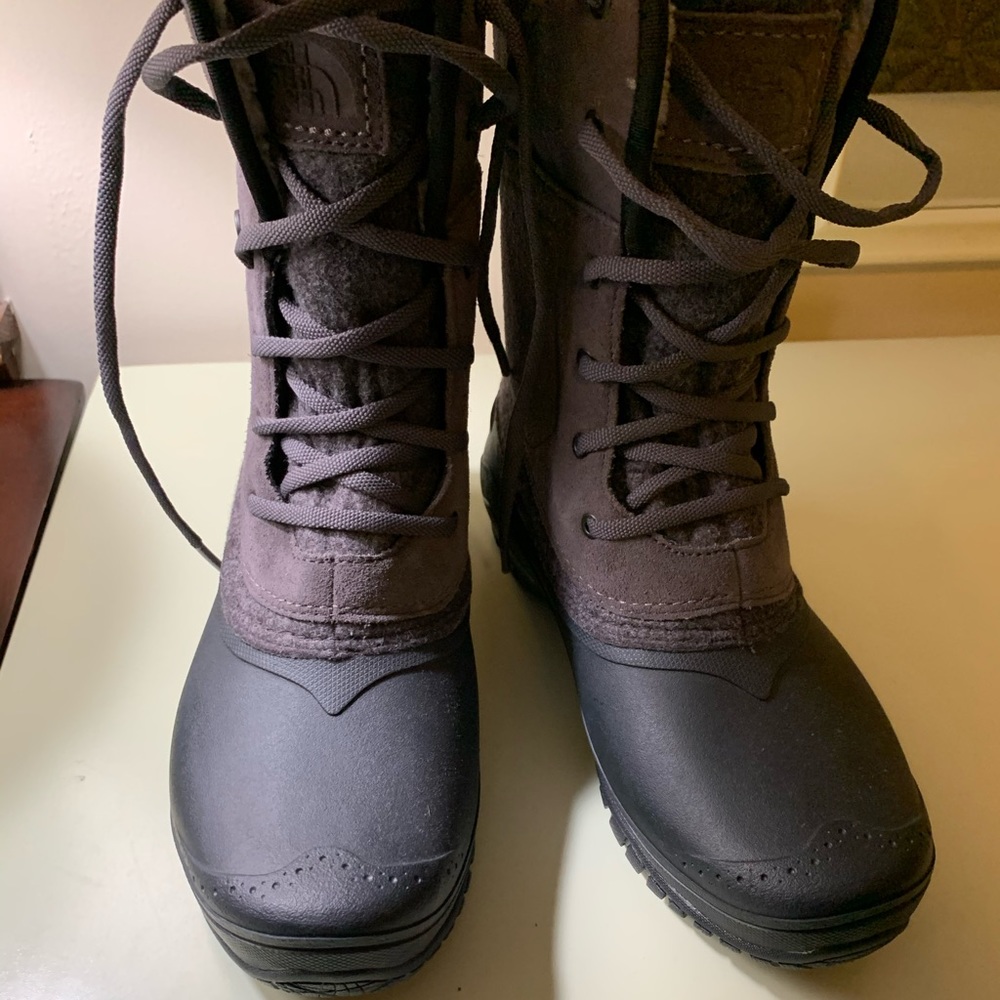NEW NORTH FACE WINTER BOOTS